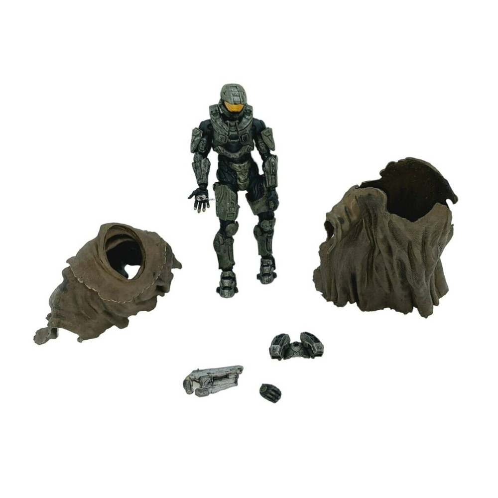 McFarlane Halo 5 Guardians Master Chief Cloaked Action Figure with Accessories